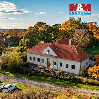 Prodej rodinného domu 350 m² Střelské Hoštice