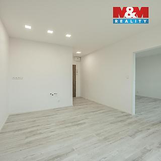 Prodej bytu 2+kk 36 m² Chřibská