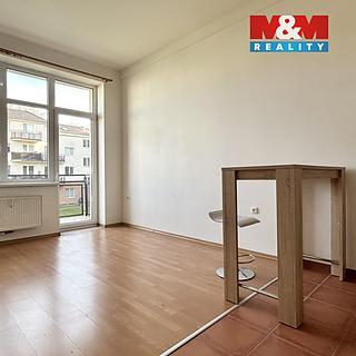 Pronájem bytu 2+kk 37 m² Milovice