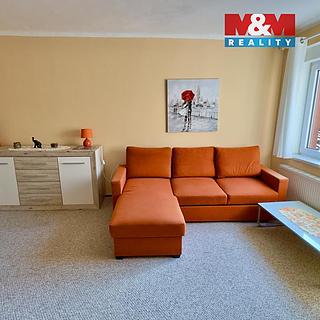 Pronájem bytu 3+1 65 m² Libušín