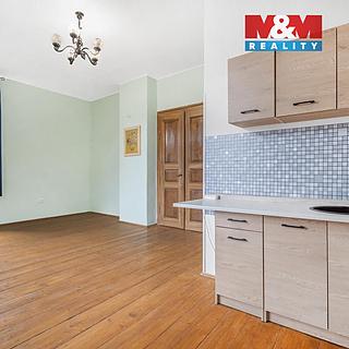 Pronájem bytu 1+kk, garsoniery 30 m² Česká Kamenice