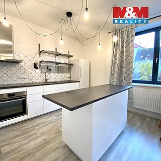 Prodej bytu 2+kk 53 m² Třebíč