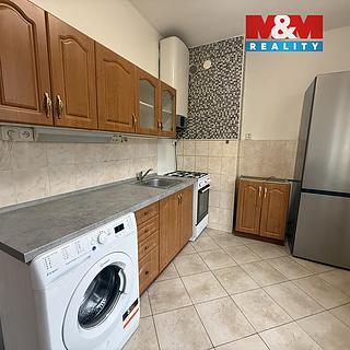 Pronájem bytu 3+1 68 m² Louny, 28. října