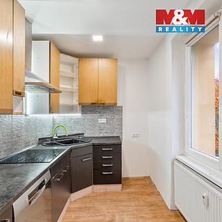 Pronájem bytu 3+1 47 m² Teplice, Duchcovská