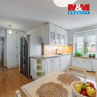 Prodej bytu 4+1 93 m² Sokolov