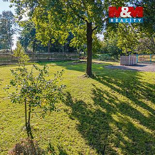 Prodej stavební parcely 1022 m² Zásmuky