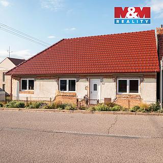 Prodej rodinného domu 80 m² Hlohovec, Hlavní