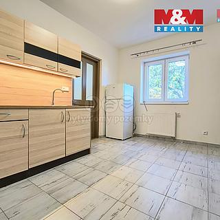 Pronájem bytu 1+1 29 m² Kladno