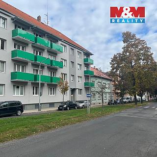 Prodej bytu 1+kk a garsoniéry 32 m² Louny, Fűgnerova