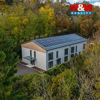 Prodej obchodu 700 m² Krnsko