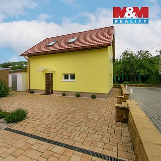 Pronájem rodinného domu 82 m² Tetín