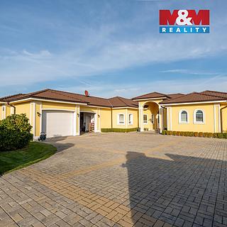 Prodej rodinného domu 429 m² Louny