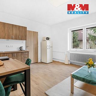 Pronájem bytu 1+kk, garsoniery, 30m²