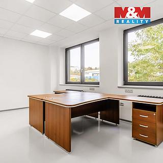 Pronájem kanceláře, 320m²