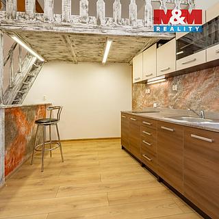 Pronájem bytu 1+kk, garsoniery 40 m² Aš