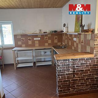 Pronájem bytu 2+1 77 m² Klokočná