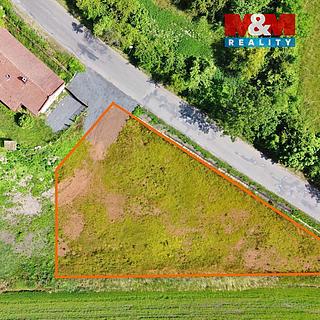 Prodej stavební parcely 1024 m² Mělnické Vtelno