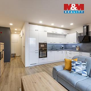 Prodej bytu 3+kk 78 m² Kladno