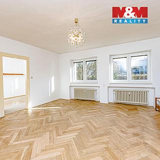 Prodej bytu 3+1 84 m² Náchod, Bartoňova