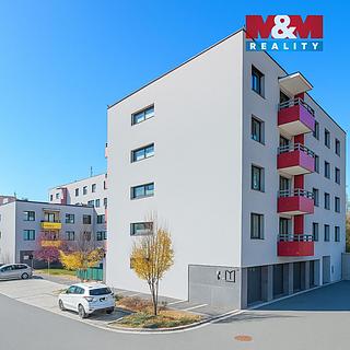 Pronájem bytu 3+kk 74 m² Pardubice