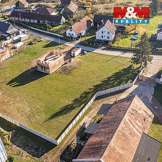 Prodej stavební parcely 1 576 m² Hlušice