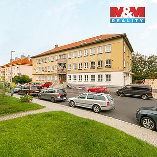 Prodej bytu 1+kk a garsoniéry 177 m² Březová, Smetanova