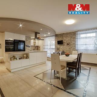 Prodej rodinného domu 252 m² Planá Týnec