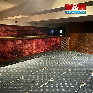 Pronájem ostatního komerčního prostoru 143 m² Kladno Kročehlavy, U tržnice