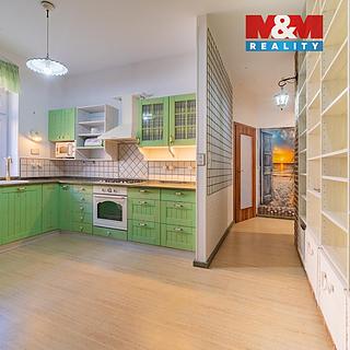 Prodej bytu 3+1 76 m² Karlovy Vary, Příčná