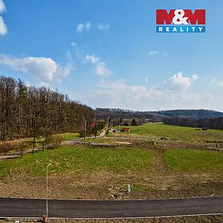 Prodej stavební parcely 982 m² Lanžov