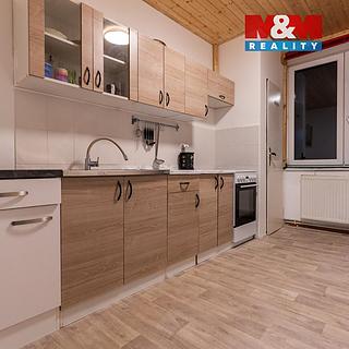 Prodej bytu 3+1 71 m² Třebom