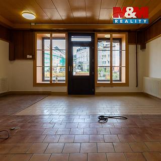 Pronájem obchodu 40 m² Jeseník, V Oblouku