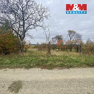 Prodej stavební parcely 2 229 m² Habrovany