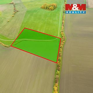 Prodej zemědělské půdy 9 215 m² Dolní Roveň Komárov