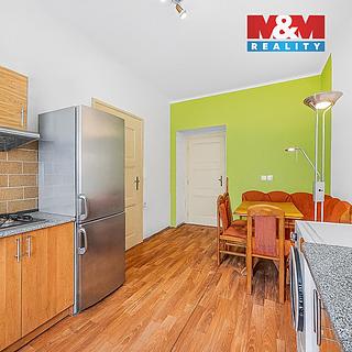 Prodej bytu 1+1 51 m² Hradec Králové, Střelecká