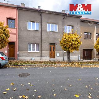 Prodej činžovního domu 200 m² Louny, Karlova