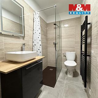 Pronájem bytu 2+1 76 m² Velešín