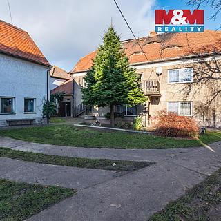 Prodej zemědělské usedlosti 2 873 m² Račetice