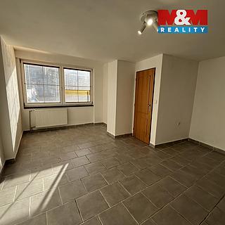 Pronájem bytu 1+kk, garsoniery 30 m² Čáslav