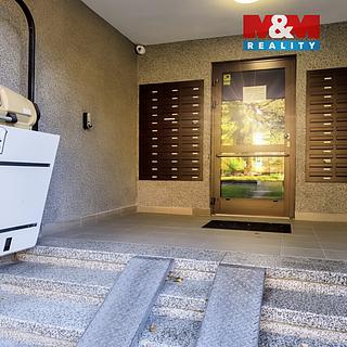 Prodej bytu 1+kk, garsoniery 32 m² Karviná