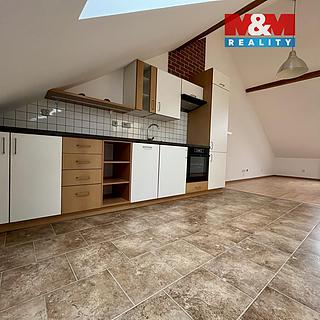 Pronájem bytu 3+kk 84 m² Kolín