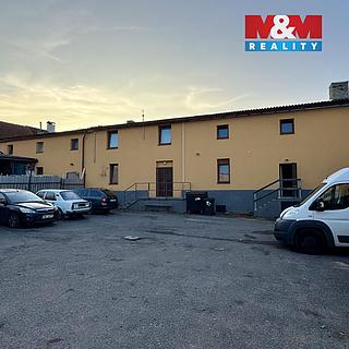 Pronájem skladu 220 m² Hostomice