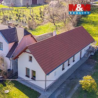 Prodej rodinného domu 74 m² Všestary Menčice, Hlavní