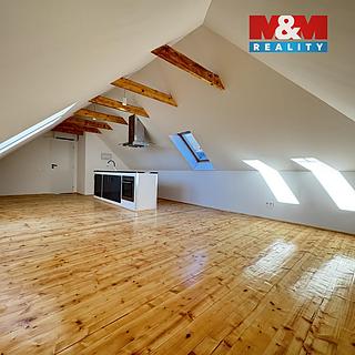 Pronájem bytu 2+kk 51 m² Velešín