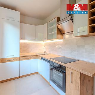 Pronájem bytu 3+1 62 m² Vsetín, Stará cesta