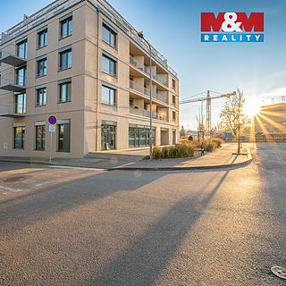 Pronájem garáže 14 m² Benešov, Dukelská