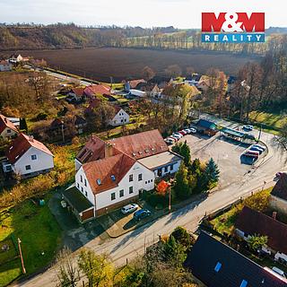 Prodej hotelu a penzionu 600 m² Stradouň