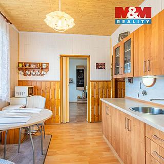Pronájem bytu 3+1 68 m² Kadov