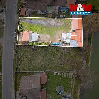 Prodej stavební parcely 885 m² Jíkev