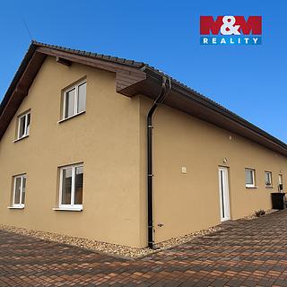 Pronájem rodinného domu 150 m² Měník